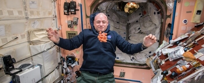 Photo of Bir Yıl Boyunca Uzayda Yaşayan Scott Kelly Dünya`ya Geri Döndü!