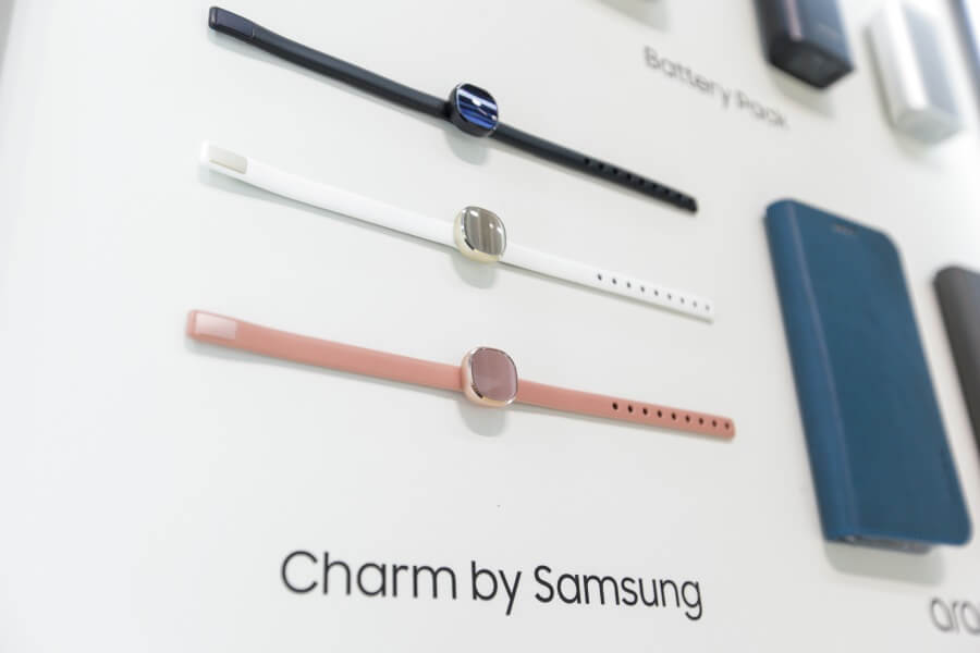 Photo of Samsung’un Yeni Akıllı Bilekliği Piyasada