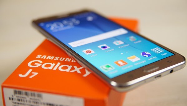 Samsung, Galaxy J7 Android 6.0.1 Türkiye Güncellemesini Yayınladı